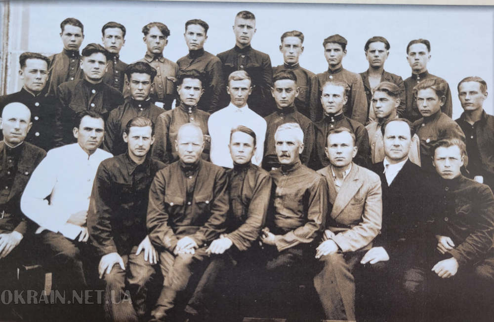 Перший випуск залізничного училища №2, 1950 рік, фото №3585