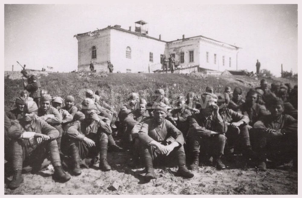 Радянські військовополонені в Крюкові, 1941 рік, фото №3673