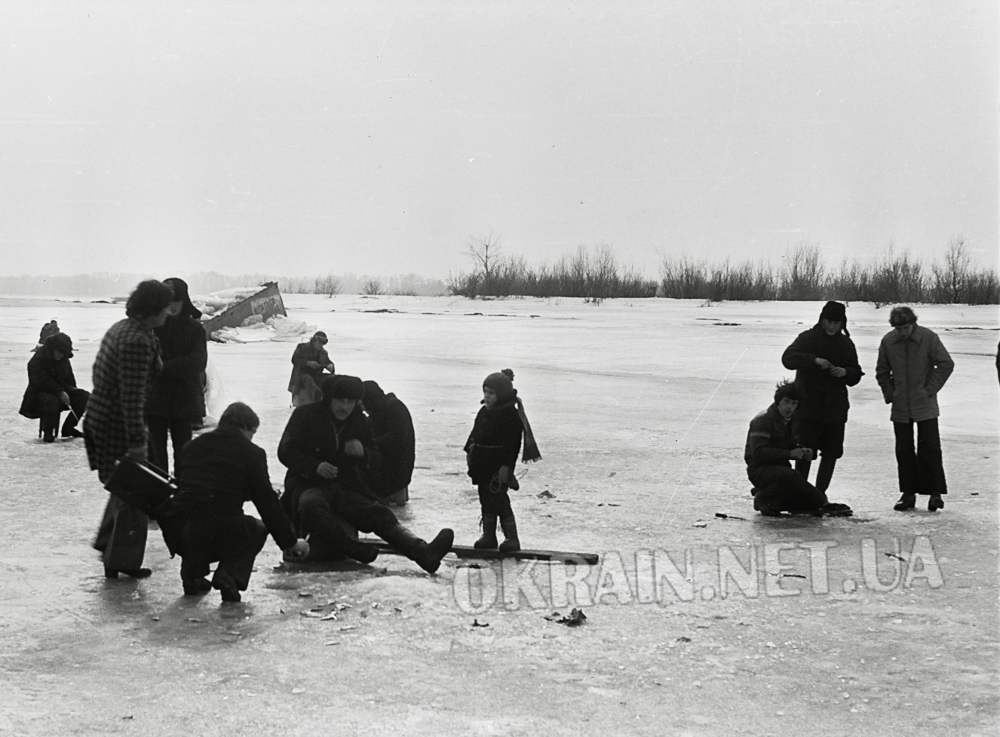 Зимова риболовля в Затоні, 1979 рік, фото №3734