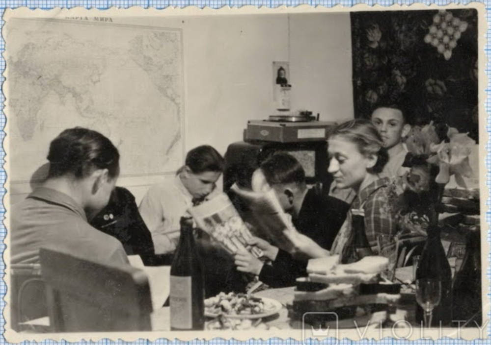 Студентська вечірка в Кременчуці, 1955 рік,