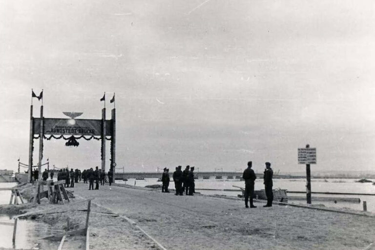 Кременчук, 1942 рік. Rundstedt-Brücke, фото №3860