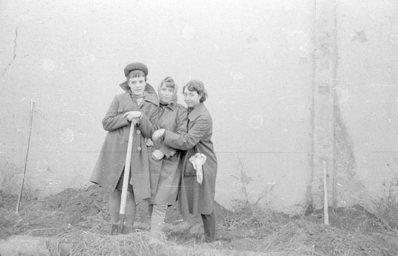 Суботник в Кременчуці, 1960-ті роки, фото №3901