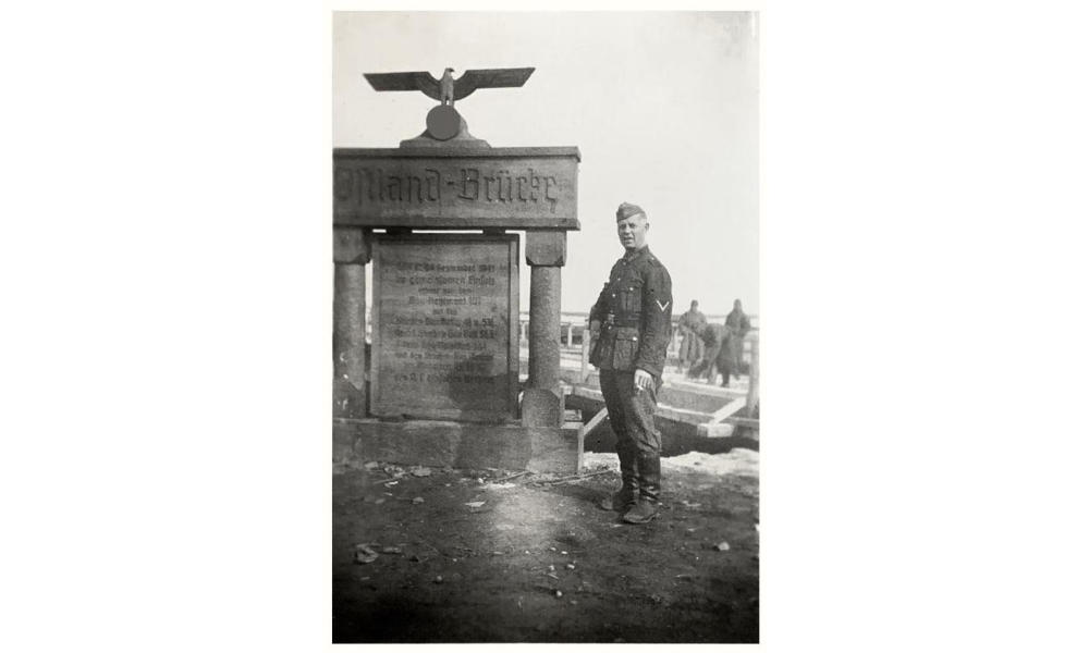 В'їзний знак автомобільного мосту Остланд, фото №3902