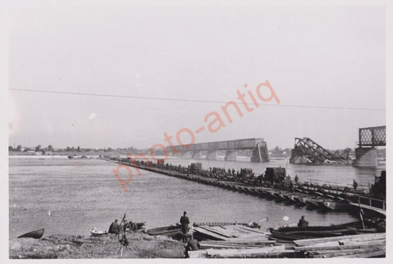 Зруйнований залізничний міст, 1941 рік, фото №3935