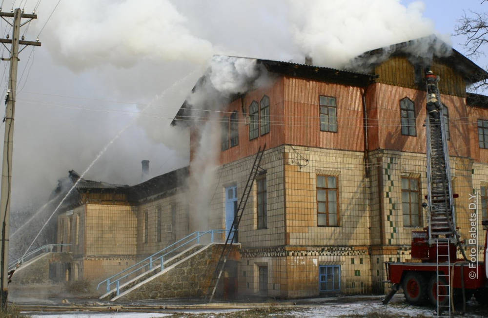 Пожежа будівлі Крюківського вокзалу, 2002 рік, фото №3979