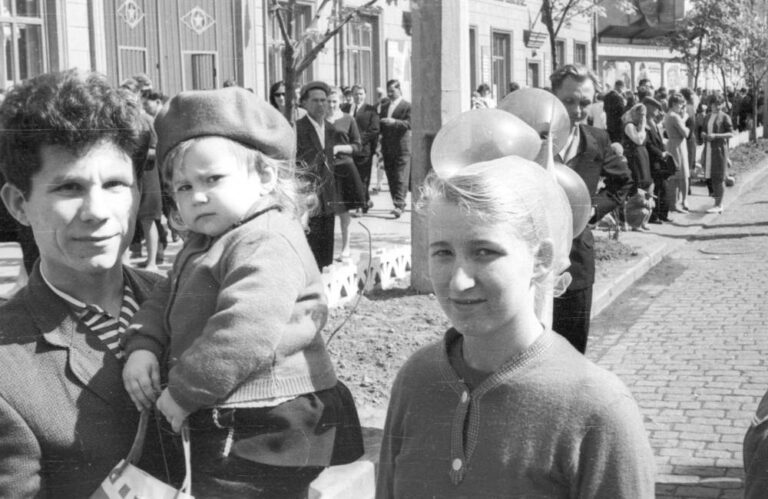 Святкування 1 травня в Кременчуці, 1967 рік, фото №4003