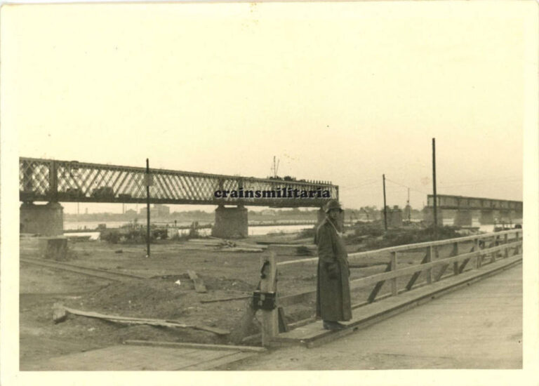 Залізничний міст через Дніпро, 1941 рік, фото №4008