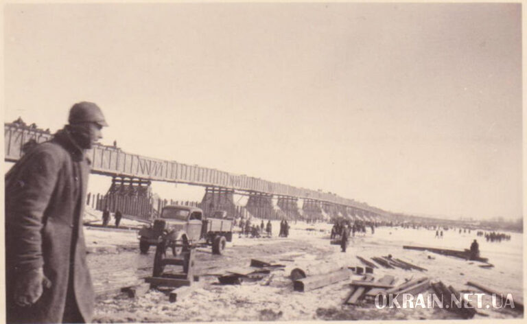 Будівництво мосту Рунштедта в Кременчуці, фото №4032