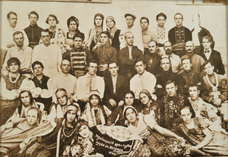 Український драматичний гурток клубу ім. Котлова, 1927 рік, фото №4046