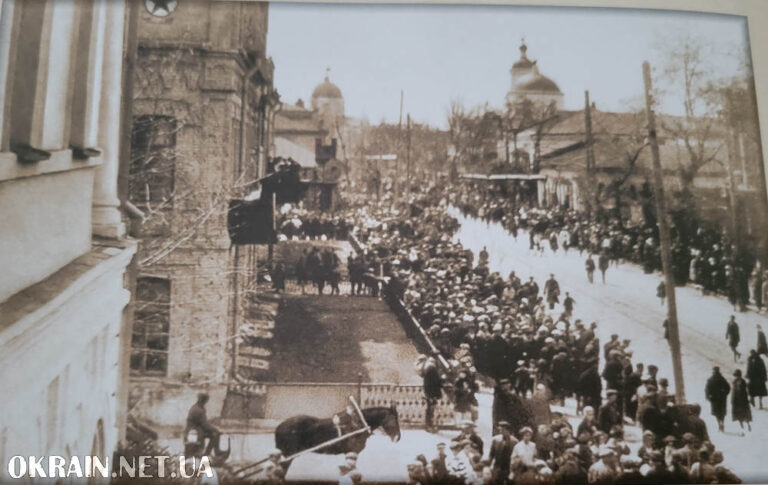 Мітинг на вулиці Леніна (нині Соборна), фото №4068