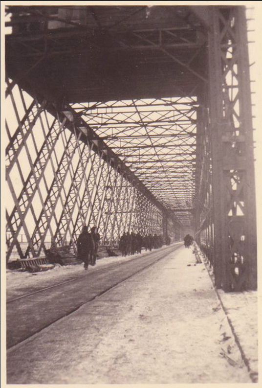 Вид зсередини залізничного мосту, Кременчук, 1942 рік, фото №4077