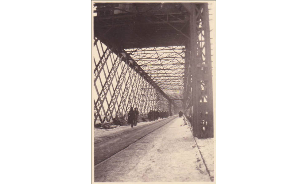 Вид зсередини залізничного мосту, Кременчук, 1942 рік, фото №4077