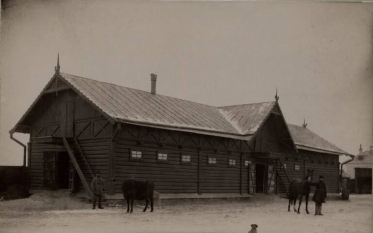 Конюшня Кременчуцьких Боговгодних закладів, 1901 рік, фото №4099