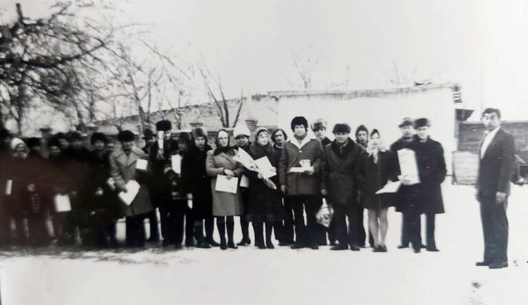 Спортсмени меблевого комбінату, 1974 рік, фото №4111