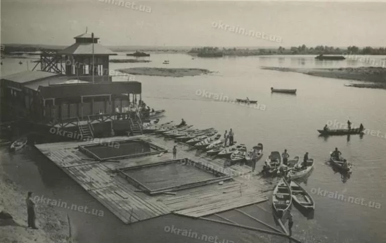 Водная станция клуба «Большевик» в Кременчуге - фото 1653