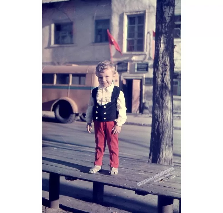 Біля міліцейської ділянки Кременчук 1973 рік
