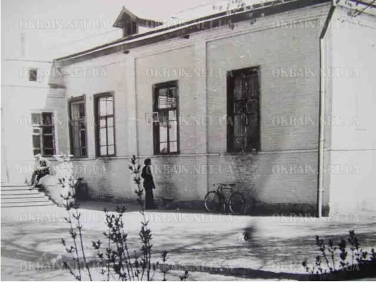 Пологове відділення 1-ї лікарні Кременчук 1970-ті роки фото 2567
