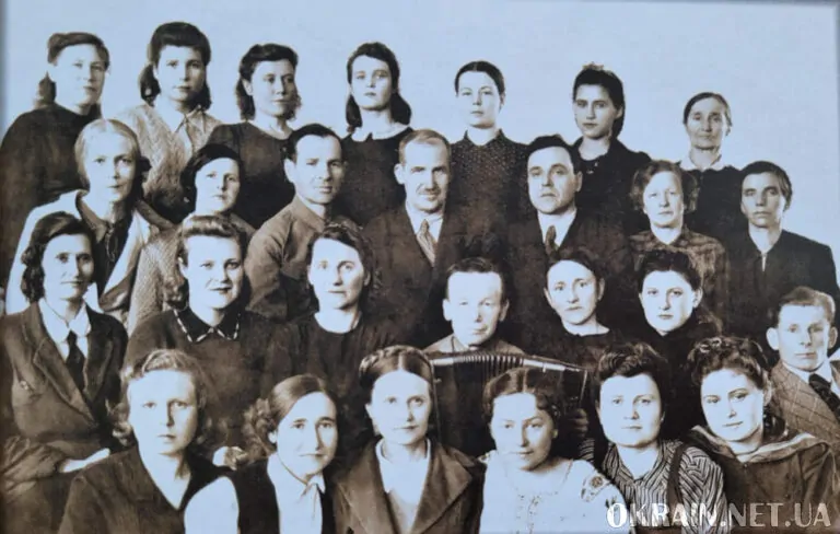 Хоровий гурток при клубі Котлова, 1946 рік фото №3314